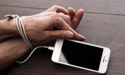 Akıllı telefon bağımlılığı, erken yaşta kalp rahatsızlığına neden oluyor